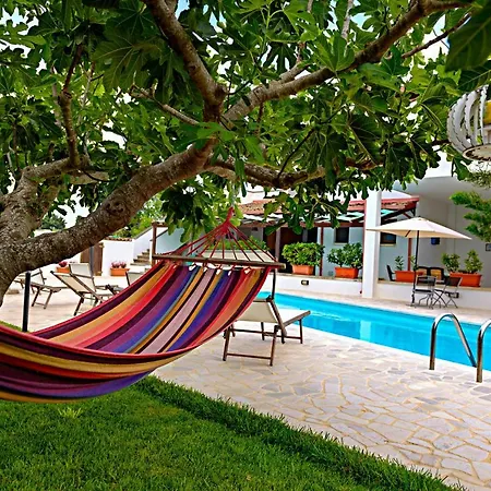 Casa Augusto ウッジャーノ・ラ・キエーザ